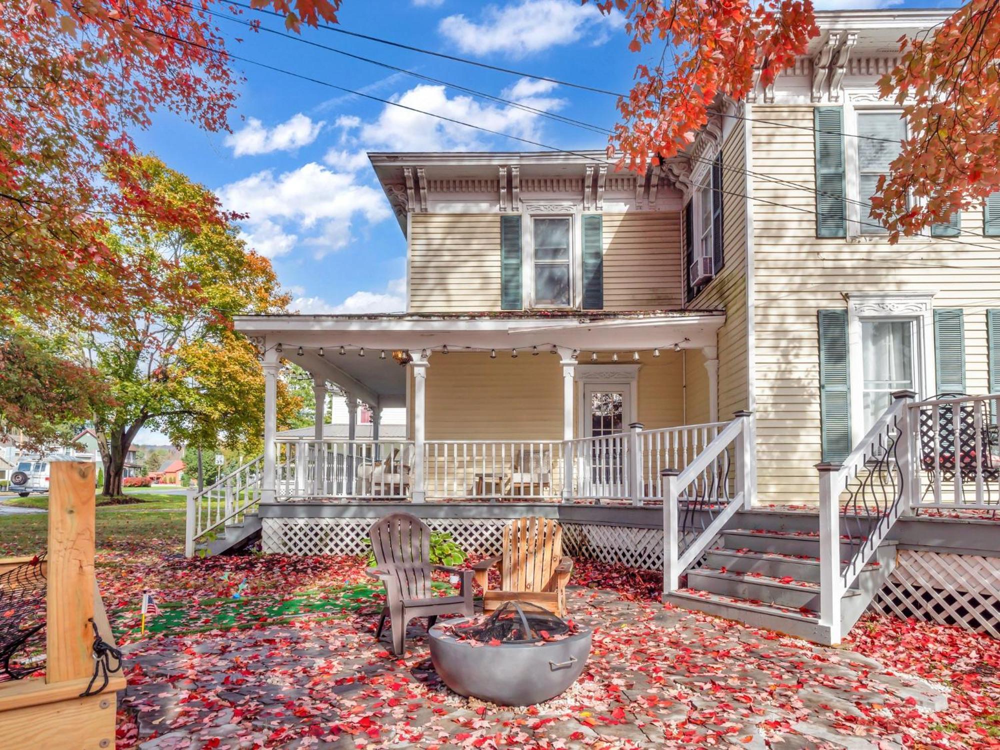 The Kelly House - 4 Bedroom Historic Lodge - Downtown Ellicottville Kültér fotó